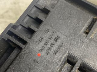 bontott VW GOLF V Akkumulátor Tartó