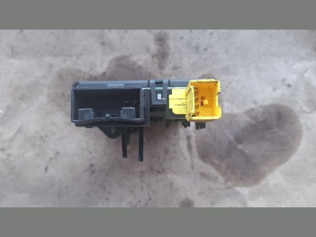 bontott VW GOLF V Aktív Kormány Elektronika