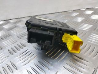 bontott VW GOLF V Aktív Kormány Elektronika