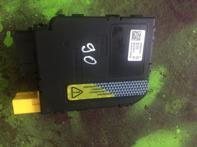 bontott VW GOLF V Aktív Kormány Elektronika