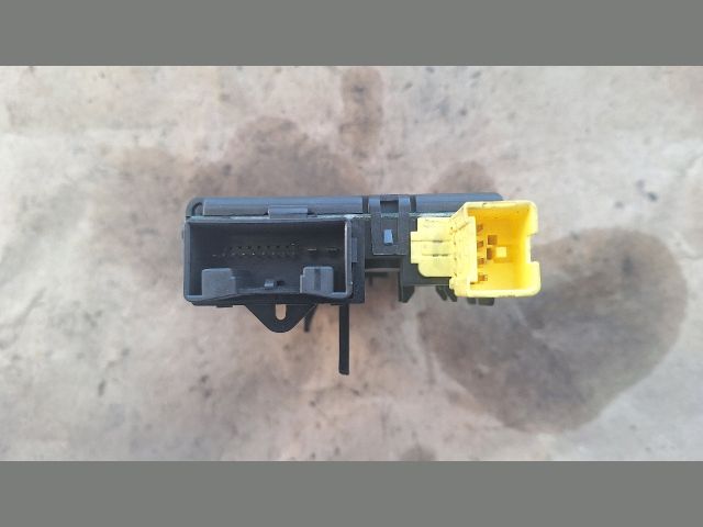 bontott VW GOLF V Aktív Kormány Elektronika