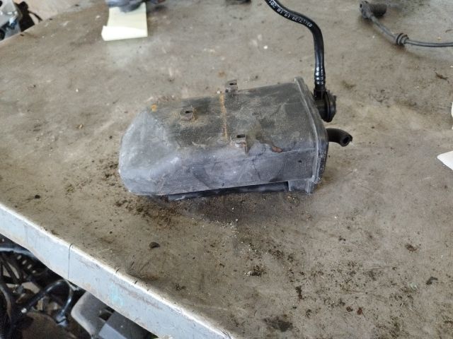 bontott VW GOLF V Aktív Szénszűrő