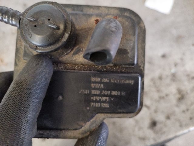 bontott VW GOLF V Aktív Szénszűrő