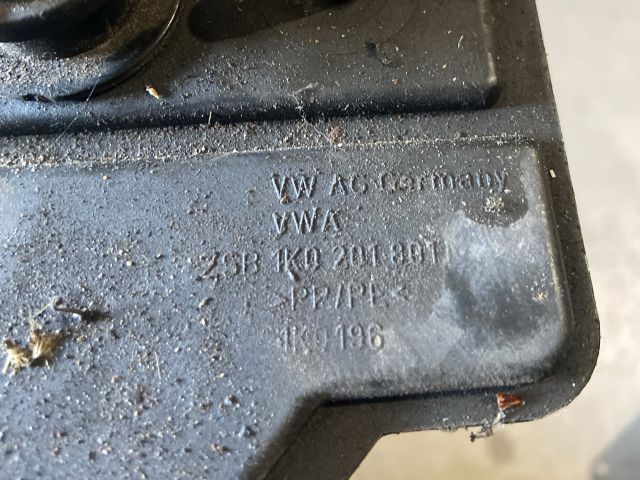 bontott VW GOLF V Aktív Szénszűrő