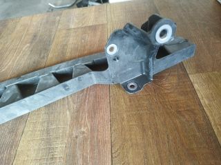 bontott VW GOLF V Alsó Kereszttartó