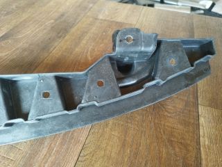 bontott VW GOLF V Alsó Kereszttartó