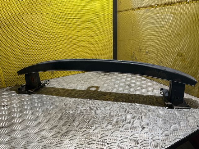 bontott VW GOLF V Alsó Kereszttartó