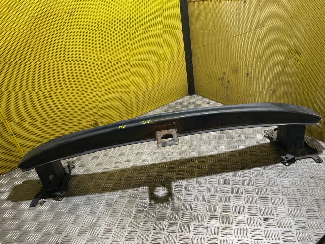 bontott VW GOLF V Alsó Kereszttartó