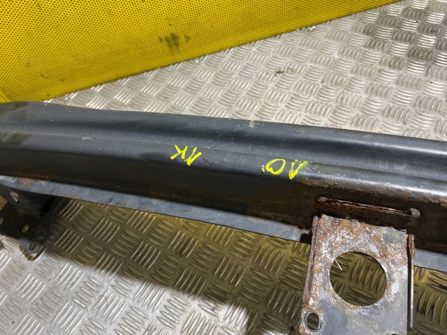 bontott VW GOLF V Alsó Kereszttartó