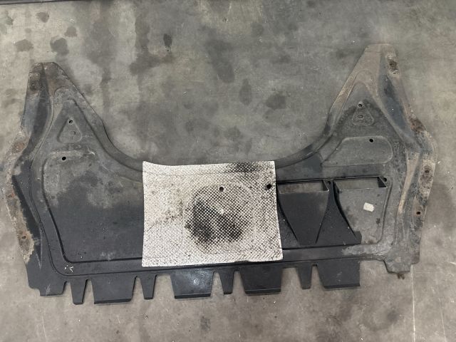 bontott VW GOLF V Alsó Motorburkolat