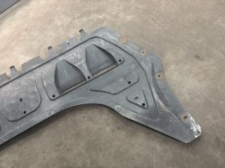 bontott VW GOLF V Alsó Motorburkolat