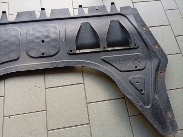 bontott VW GOLF V Alsó Motorburkolat