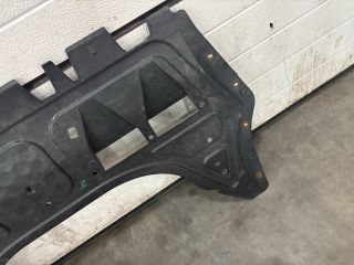 bontott VW GOLF V Alsó Motorburkolat