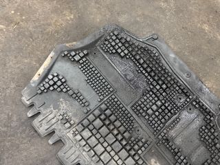 bontott VW GOLF V Alsó Motorburkolat