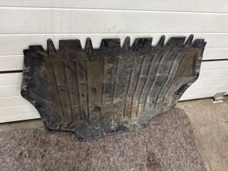 bontott VW GOLF V Alsó Motorburkolat