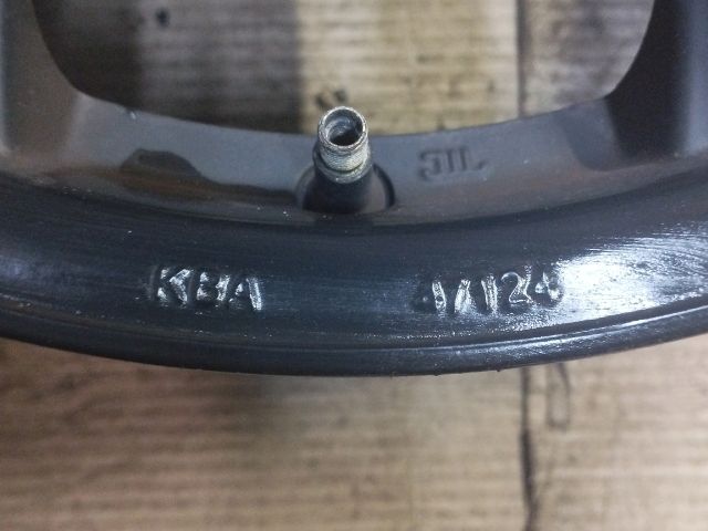 bontott VW GOLF V Alufelni (1 db)