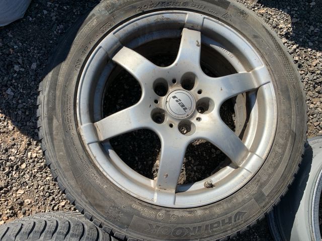 bontott VW GOLF V Alufelni Szett