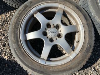 bontott VW GOLF V Alufelni Szett