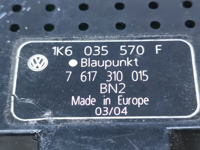 bontott VW GOLF V Antenna Erősítő