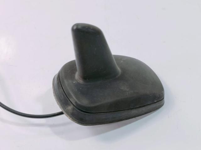 bontott VW GOLF V Antenna
