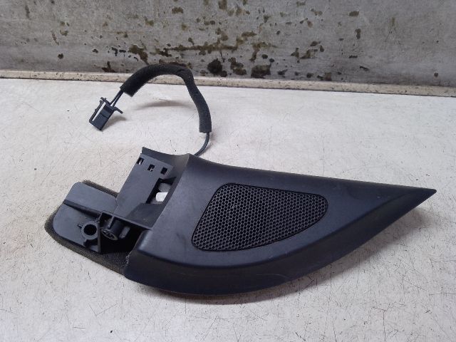 bontott VW GOLF V Bal A Oszlop Hangszóró Burkolat