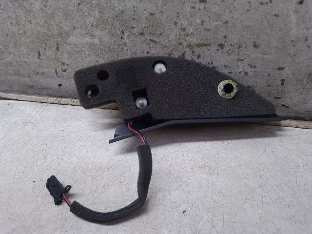 bontott VW GOLF V Bal A Oszlop Hangszóró Burkolat