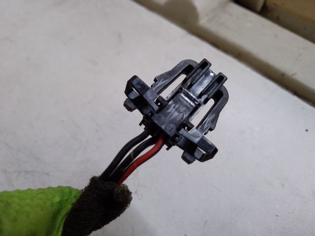 bontott VW GOLF V Bal A Oszlop Hangszóró Burkolat