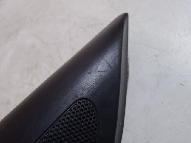 bontott VW GOLF V Bal A Oszlop Hangszóró Burkolat