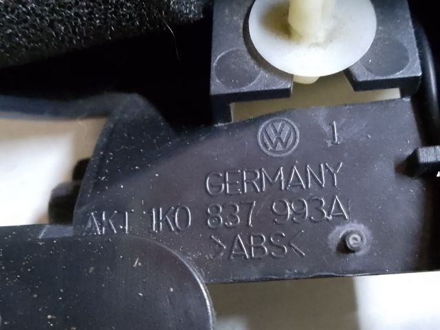 bontott VW GOLF V Bal A Oszlop Hangszóró Burkolat