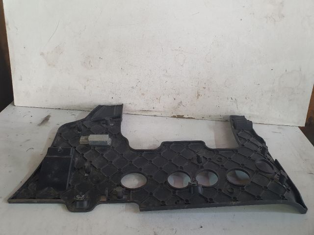 bontott VW GOLF V Bal Alsó Műszerfal Burkolat