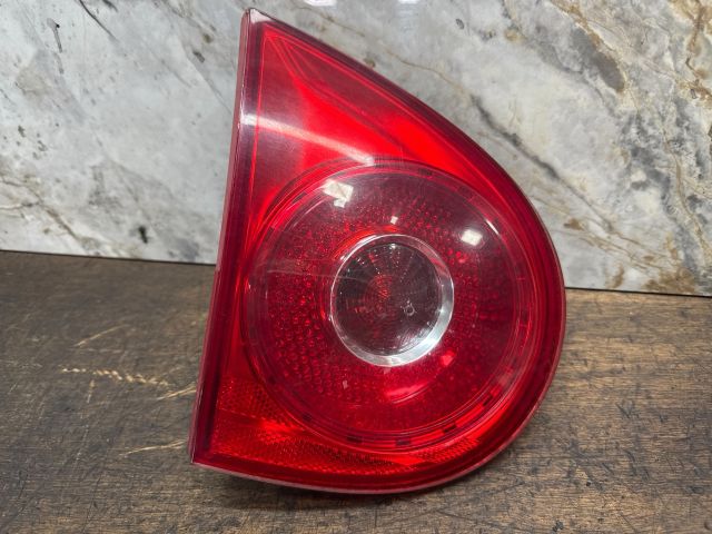 bontott VW GOLF V Bal Belső Hátsó Lámpa