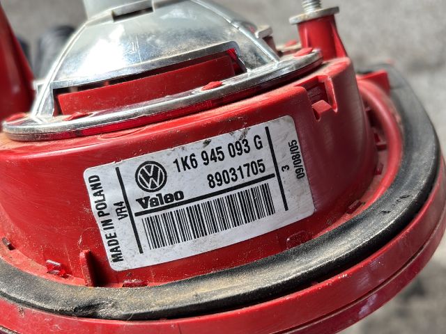 bontott VW GOLF V Bal Belső Hátsó Lámpa