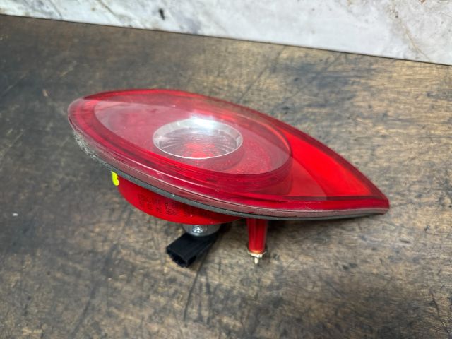 bontott VW GOLF V Bal Belső Hátsó Lámpa