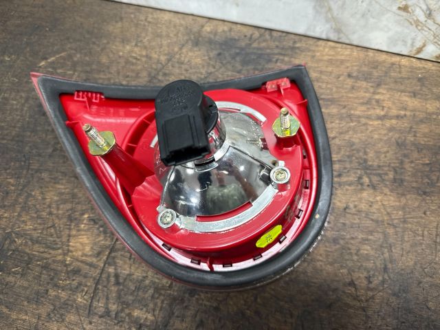 bontott VW GOLF V Bal Belső Hátsó Lámpa