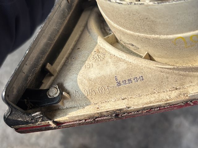 bontott VW GOLF V Bal Belső Hátsó Lámpa