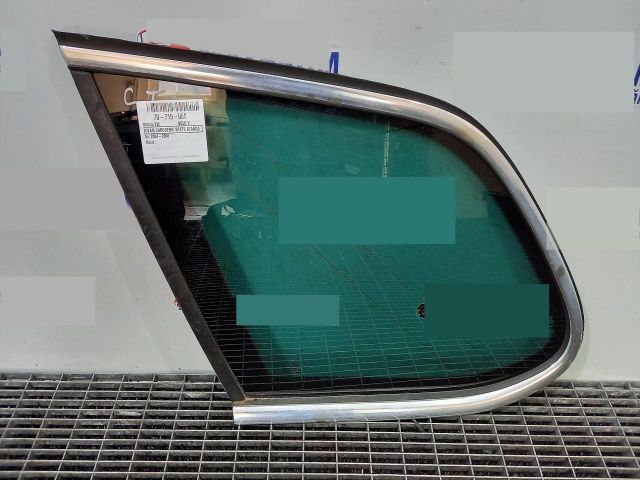 bontott VW GOLF V Bal C Oszlop