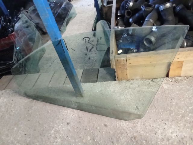 bontott VW GOLF V Bal első Ablak