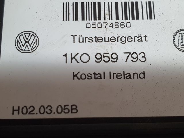 bontott VW GOLF V Bal első Ablakemelő Elektronika