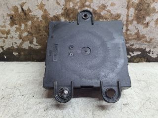 bontott VW GOLF V Bal első Ablakemelő Elektronika