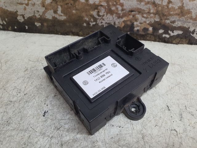 bontott VW GOLF V Bal első Ablakemelő Elektronika