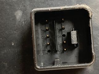 bontott VW GOLF V Bal első Ablakemelő Kapcsoló