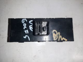 bontott VW GOLF V Bal első Ablakemelő Kapcsoló