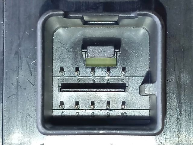 bontott VW GOLF V Bal első Ablakemelő Kapcsoló