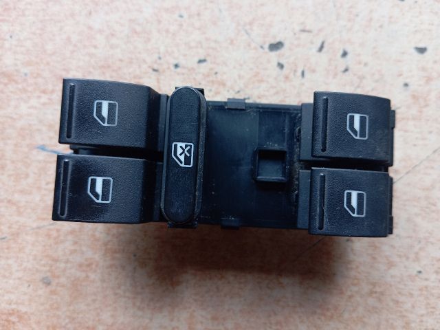 bontott VW GOLF V Bal első Ablakemelő Kapcsoló