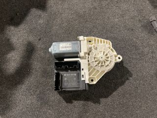 bontott VW GOLF V Bal első Ablakemelő Motor