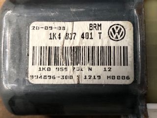 bontott VW GOLF V Bal első Ablakemelő Motor