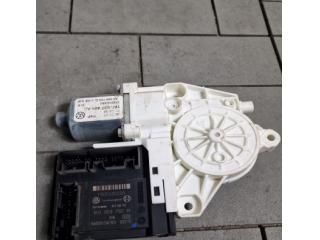 bontott VW GOLF V Bal első Ablakemelő Motor