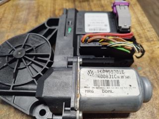 bontott VW GOLF V Bal első Ablakemelő Motor