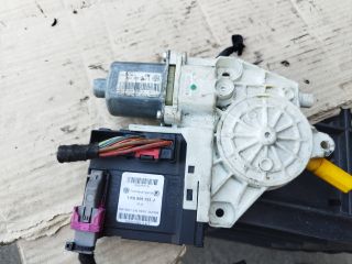 bontott VW GOLF V Bal első Ablakemelő Motor