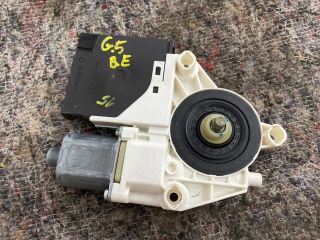 bontott VW GOLF V Bal első Ablakemelő Motor